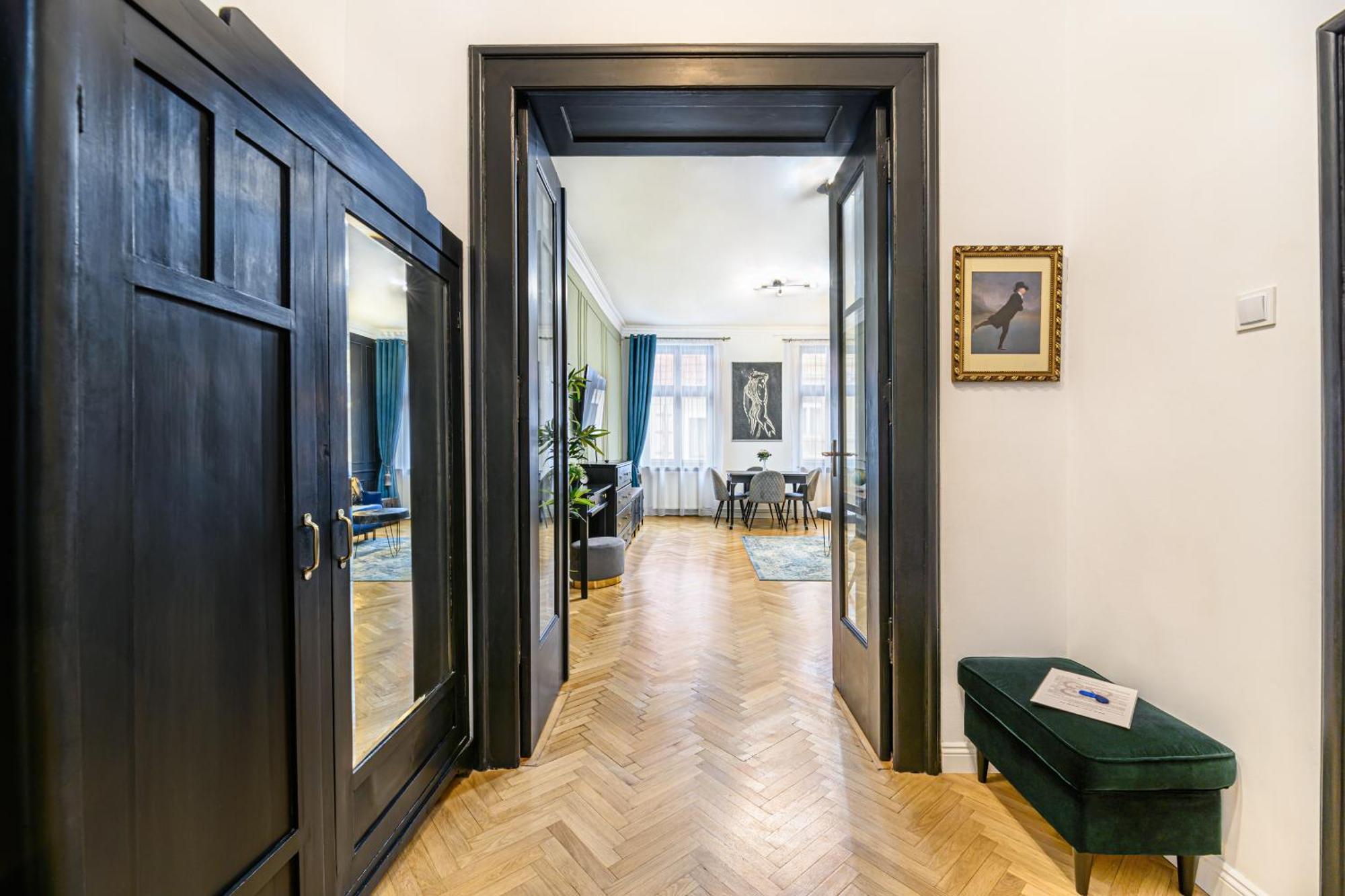 Colins Place 브라쇼브 외부 사진