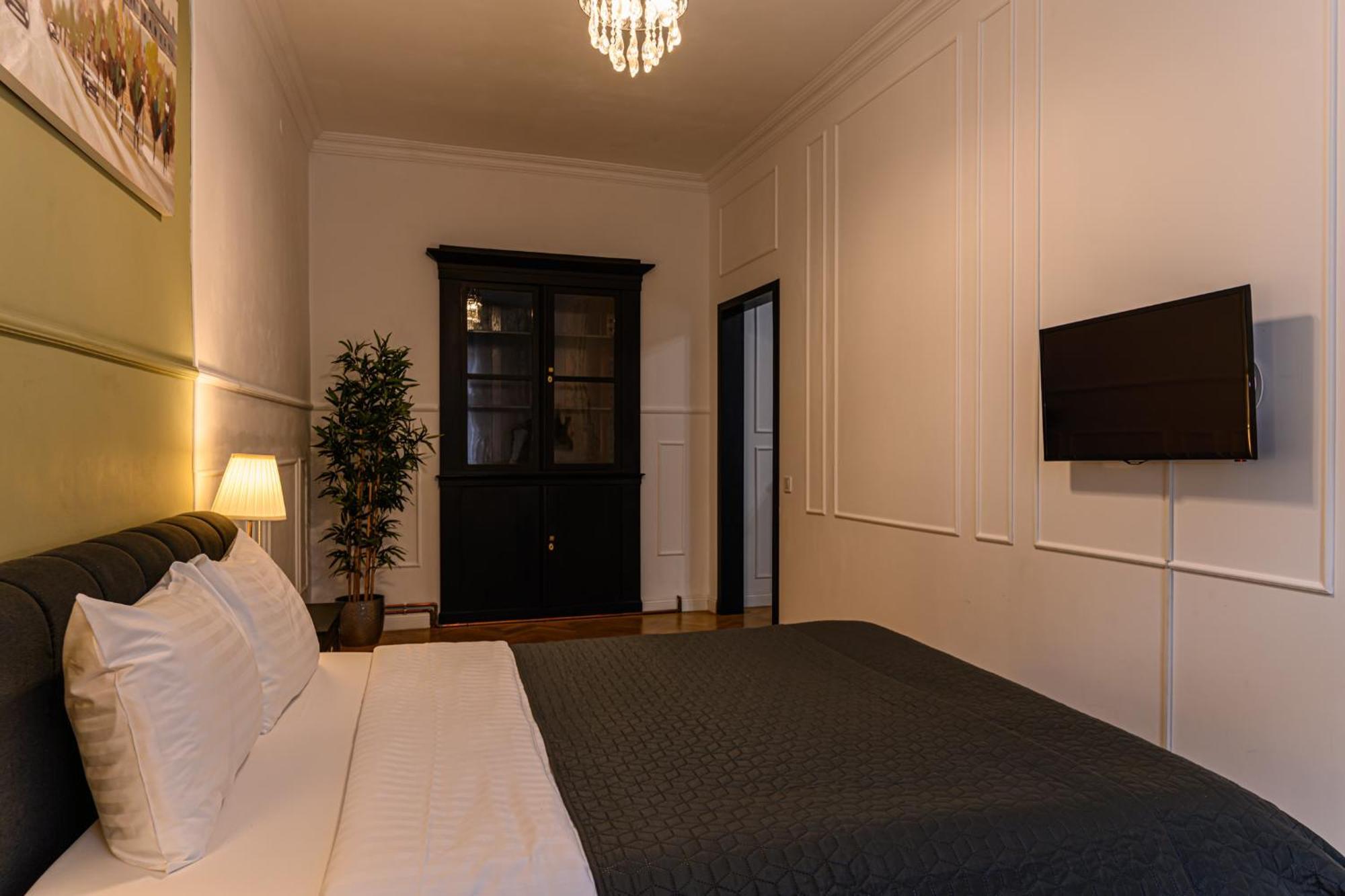 Colins Place 브라쇼브 외부 사진